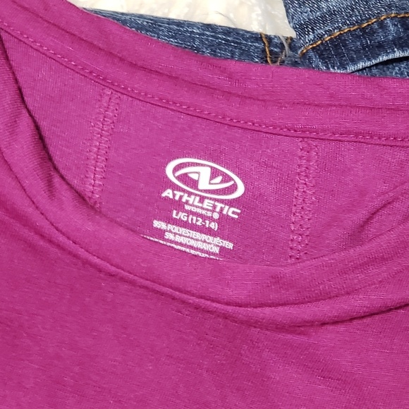 Athletic Works Cranberry T-Shirt with Side Slits - Picture 7 of 7